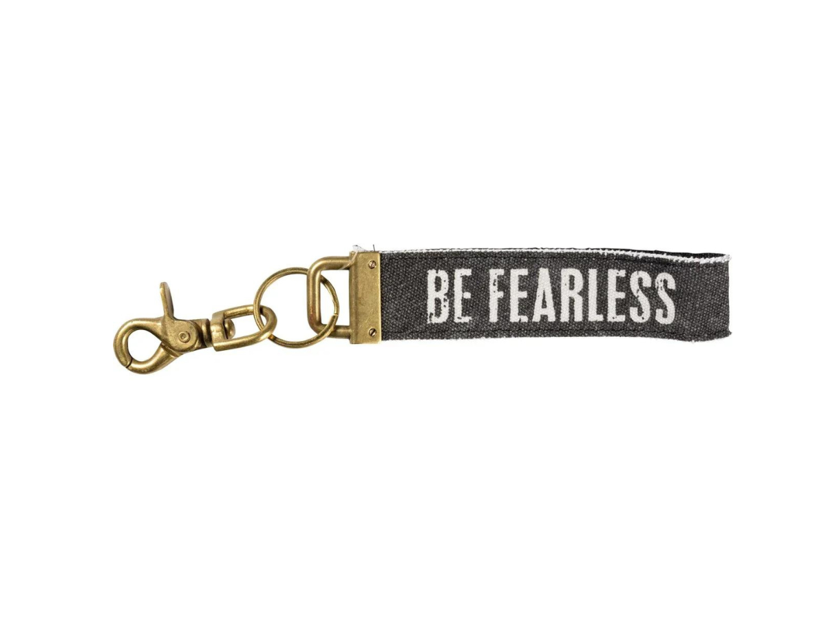 BE FEARLESS - KEYCHAIN