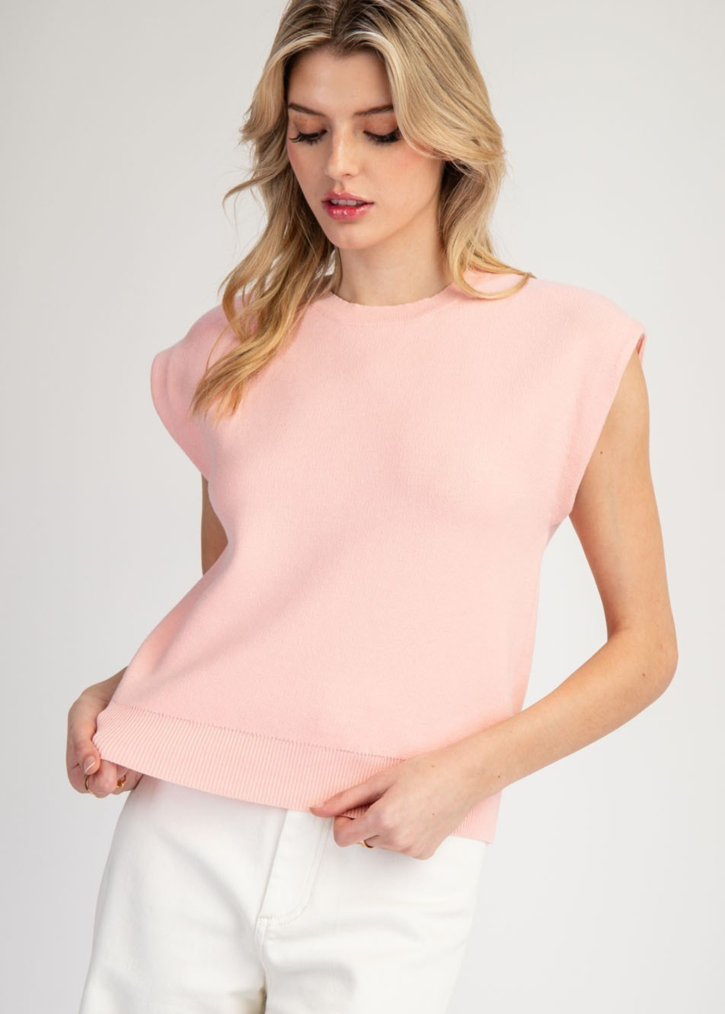 ABBY SLEEVELESS SWEATER TOP-APRICOT