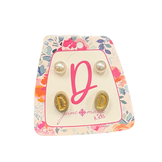 INITIAL PEARL STUD EARRING-D