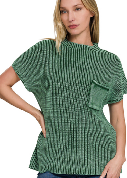 LISA MOCK NECK TOP: DARK GREEN