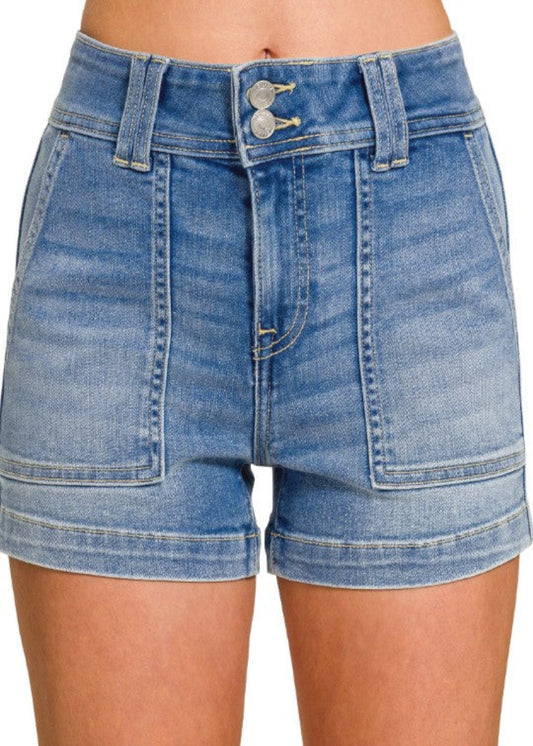 UTILITY POCKET DENIM SHORTS