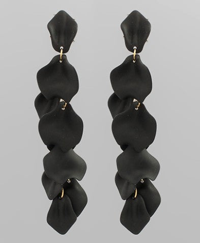 COLOR COATED PETAL FRINGE EARRINGS -BLACK