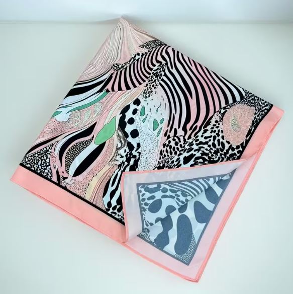 VINTAGE BOLD ANIMAL PRINT SCARF