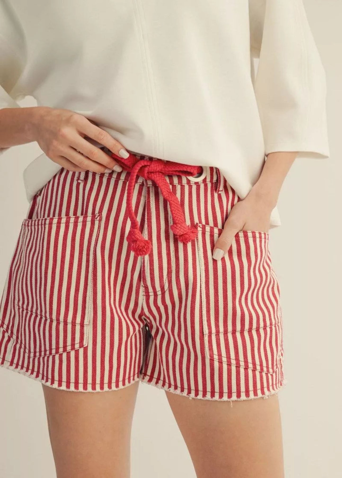 COASTAL STRIPED SHORTS - RED