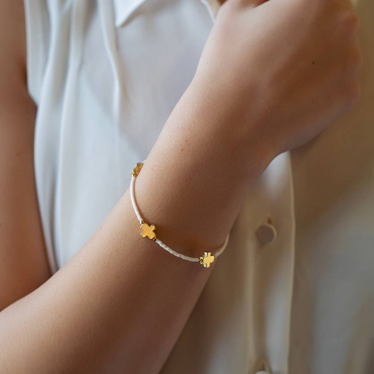 Faithful Beaded Cross Bangle w/ Matte Gold Crosses-White