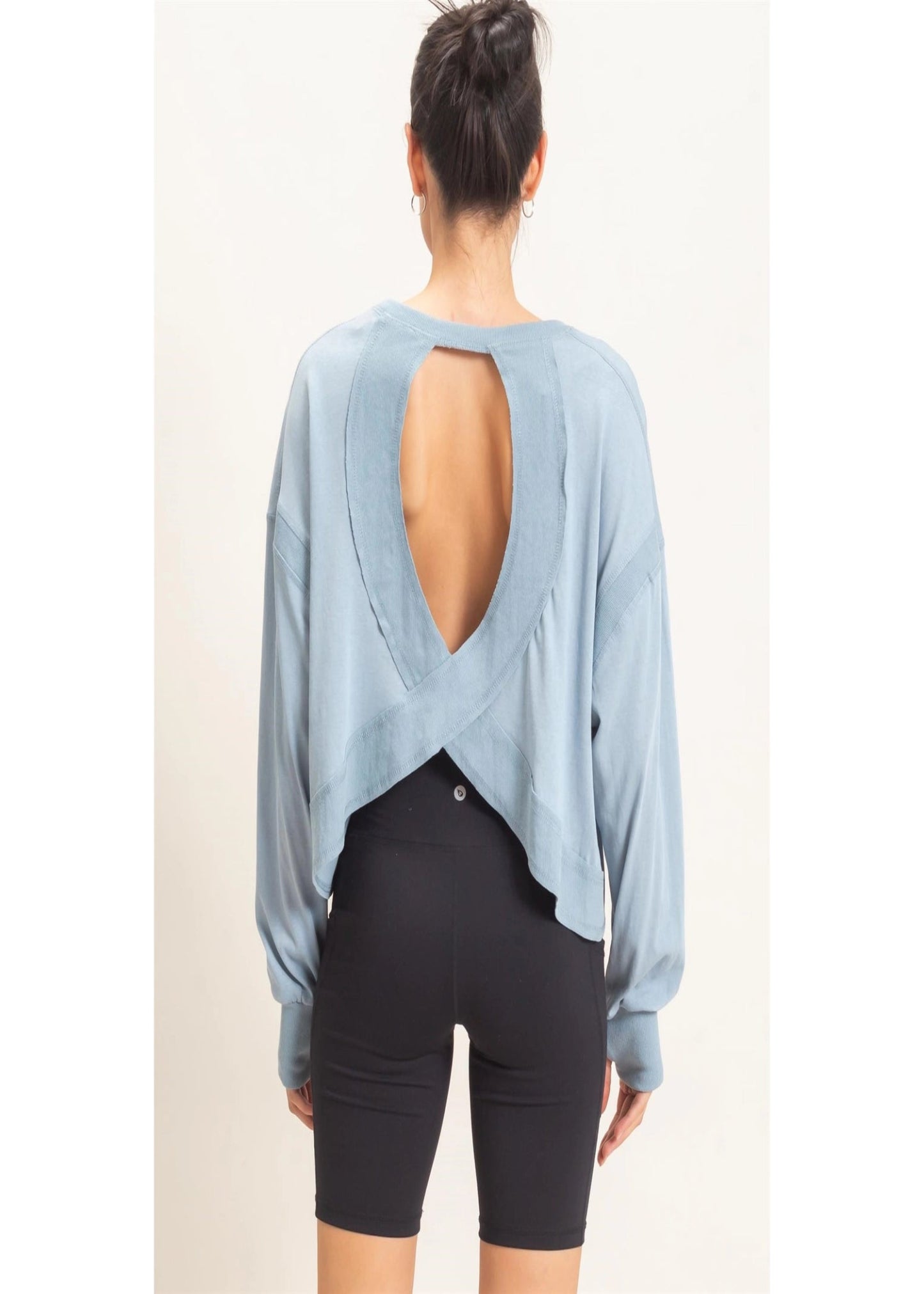 EVELYN TOP - LIGHT BLUE