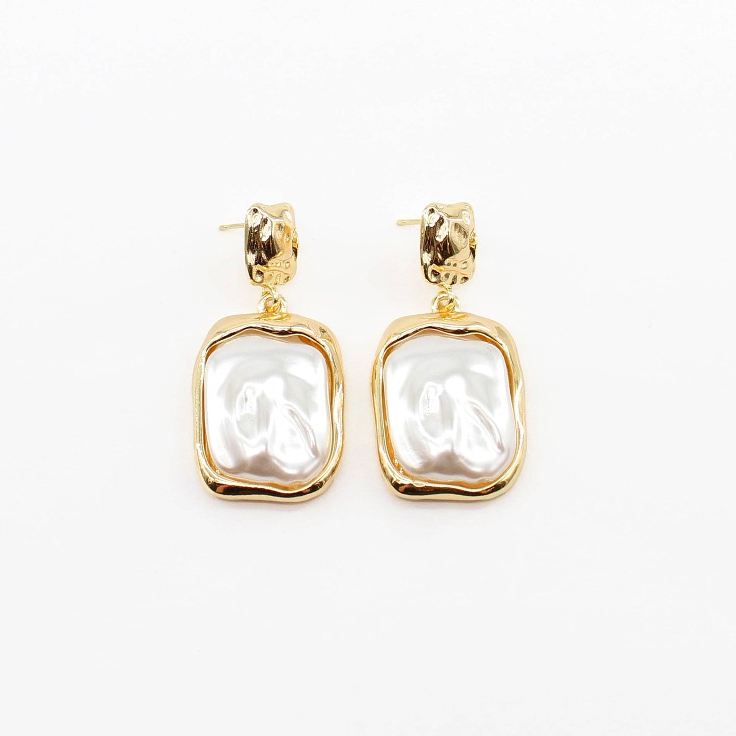 Gold Stud with Freshwater Pearl Rectangle Earring