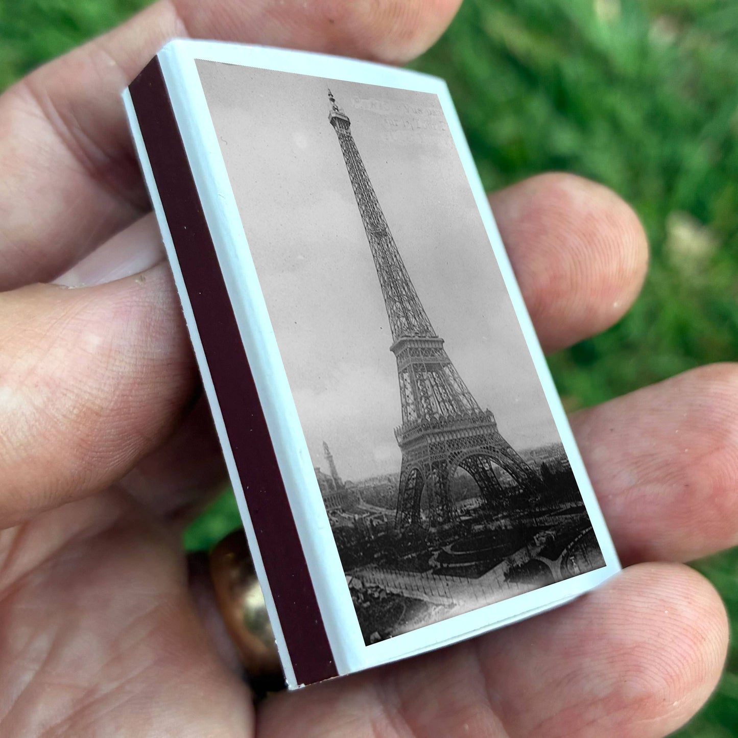 Matches - Eiffel Tower