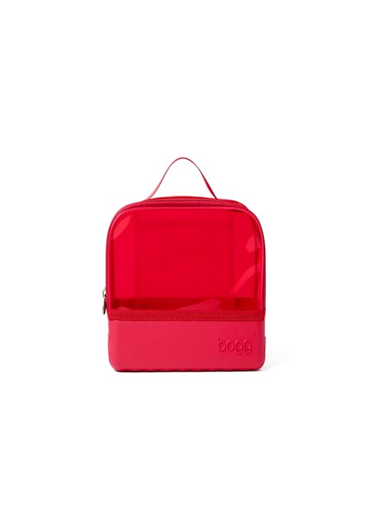 SHE'S A BEAUTY BAG - OFF TO THE RACES