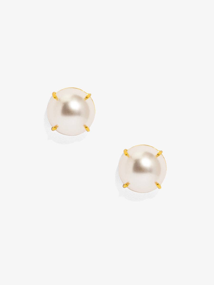 Pearl Stud Earring with Setting