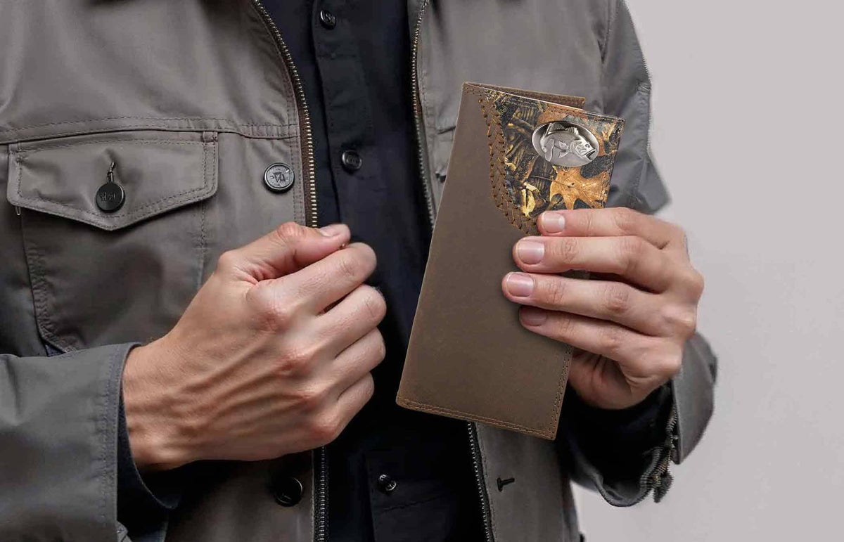 Bass Leather Roper Wallet