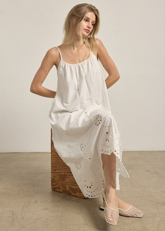 EMBROIDERED DRESS - WHITE