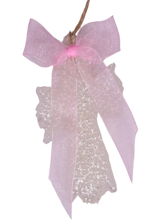COQUETTE CROSS WITH BOW FRESHIE - CLEAN COTTON