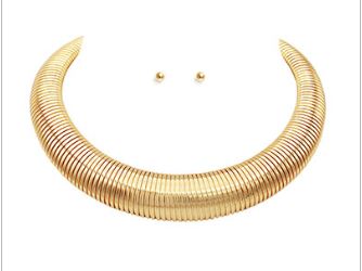 OMEGA CHAIN CHOKER NECKLACE SET